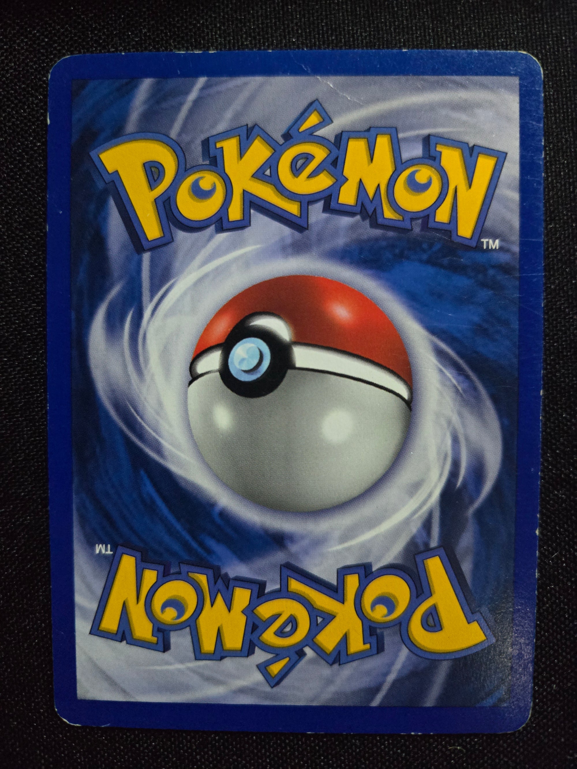 Eevee - 74/110 -Legendary Collection (Damaged)